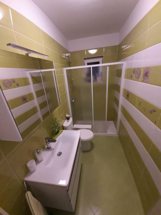 Apartment Mia Раб Екстер'єр фото